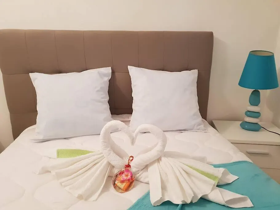 Sainte-Anne, Location T2 Sun Hollidays Apartman